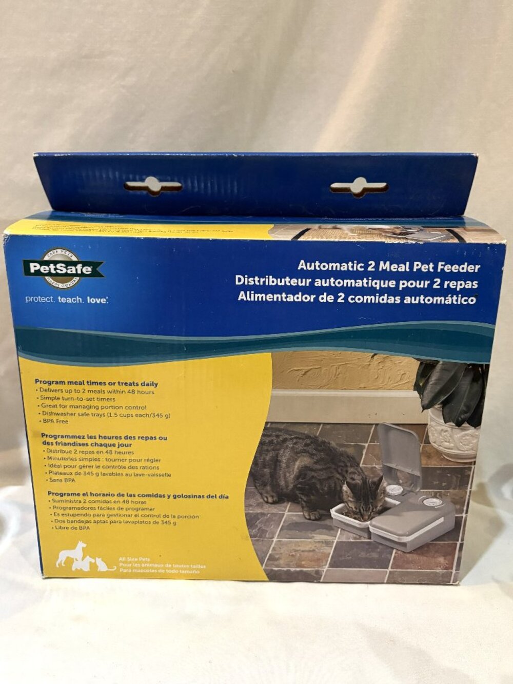 PetSafe Automatic Programmable 2-Meal Pet Feeder New in Box
